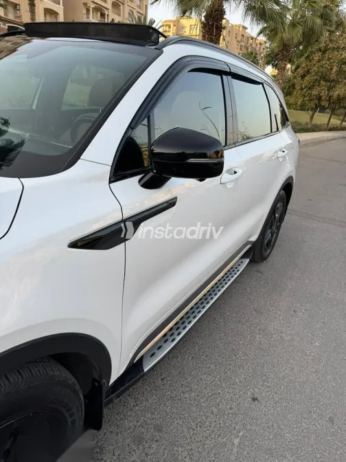 كيا سورينتو 2024 أبيض جديدة للبيع - 2