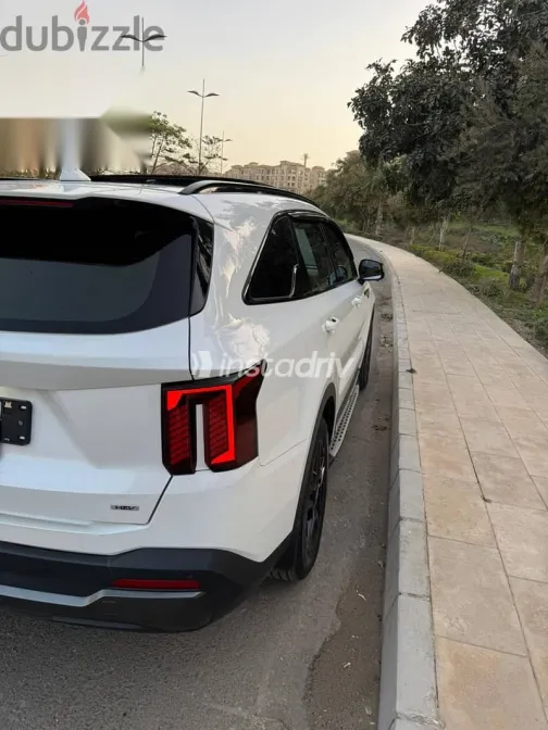 كيا سورينتو 2024 أبيض جديدة للبيع - 3