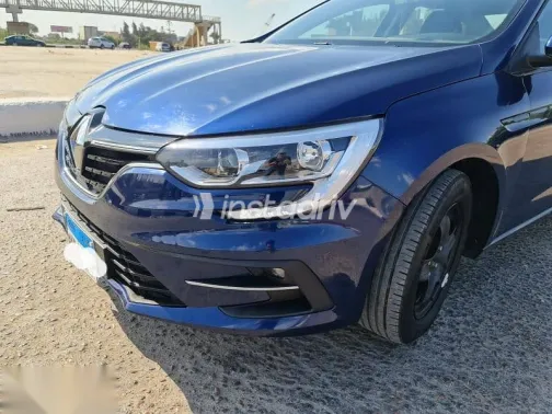 رينو ميجان 2023 أزرق غامق مستعملة للبيع - 1