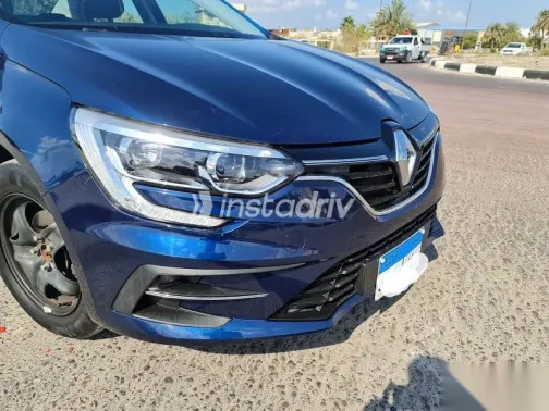 رينو ميجان 2023 أزرق غامق مستعملة للبيع - 3