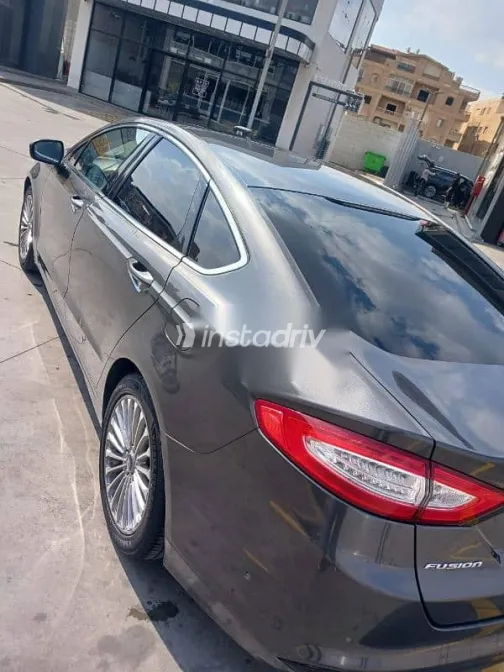 فورد فيوجن 2018 فضي مستعملة للبيع - 2