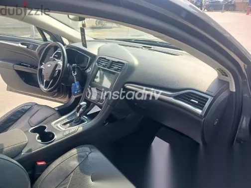 فورد فيوجن 2018 فضي مستعملة للبيع - 3