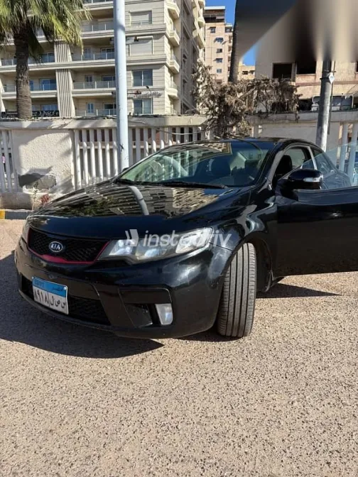 Kia Cerato 2010 Black Used for Sale - 3