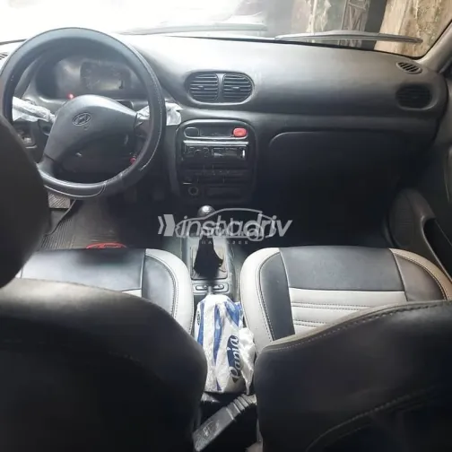 هيونداي اكسنت 2006 فضي مستعملة للبيع - 3