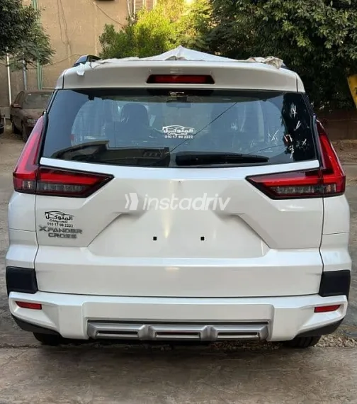 ميتسوبيشي اكسباندر 2025 أبيض جديدة للبيع - 3