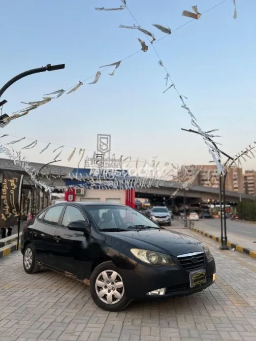 هيونداي إلنترا 2008 أسود مستعملة للبيع - 2