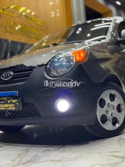 كيا بيكانتو 2010 رمادي مستعملة للبيع - 2