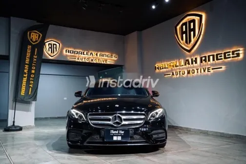 مرسيدس E 200 2019 أسود مستعملة للبيع - 3