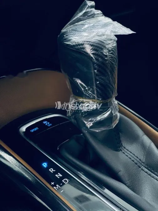 تويوتا كورولا 2022 فضي مستعملة للبيع - 5