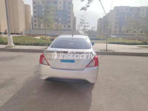 Nissan Sunny 2026 White Used for Sale - 4