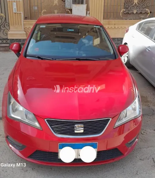 سيات ابيزا 2014 أحمر مستعملة للبيع - 1