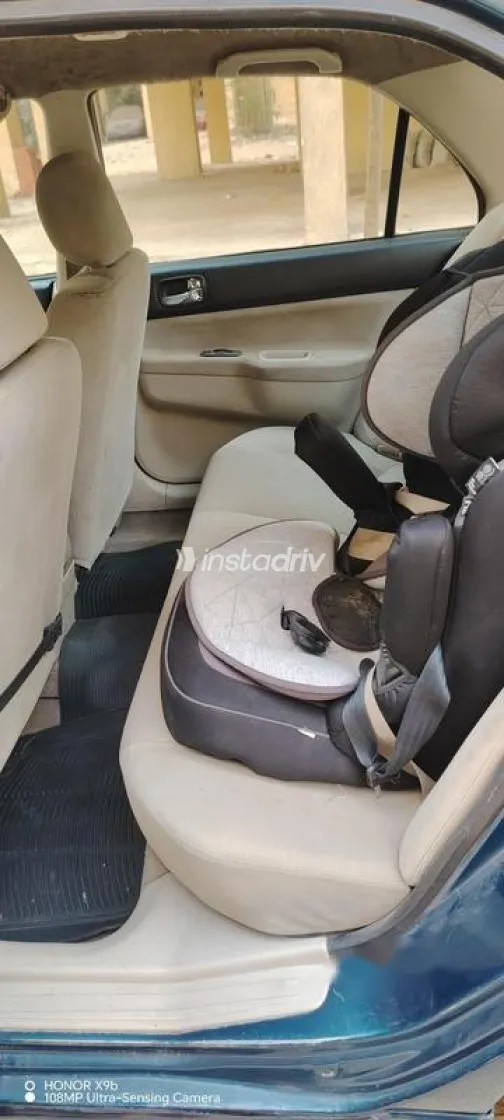 ميتسوبيشي لانسر بومة 2006 أزرق غامق مستعملة للبيع - 2