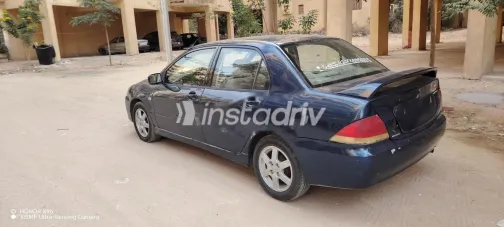 ميتسوبيشي لانسر بومة 2006 أزرق غامق مستعملة للبيع - 3