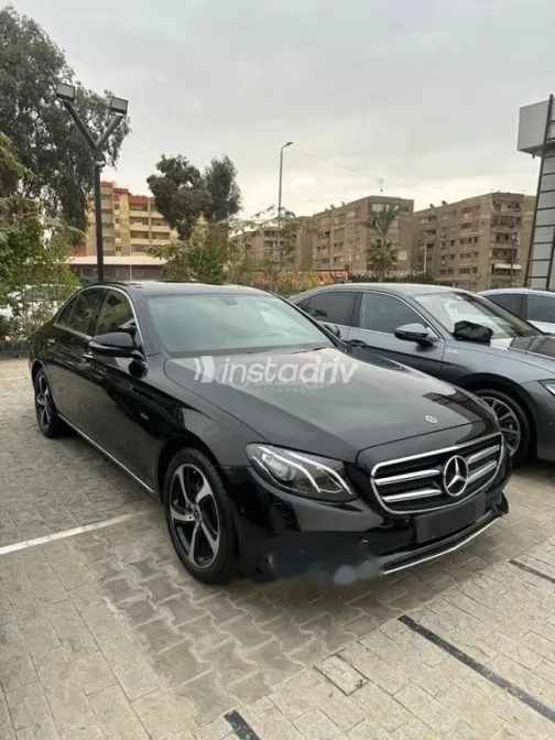 Mercedes E 200 2020 Black Used for Sale - 1
