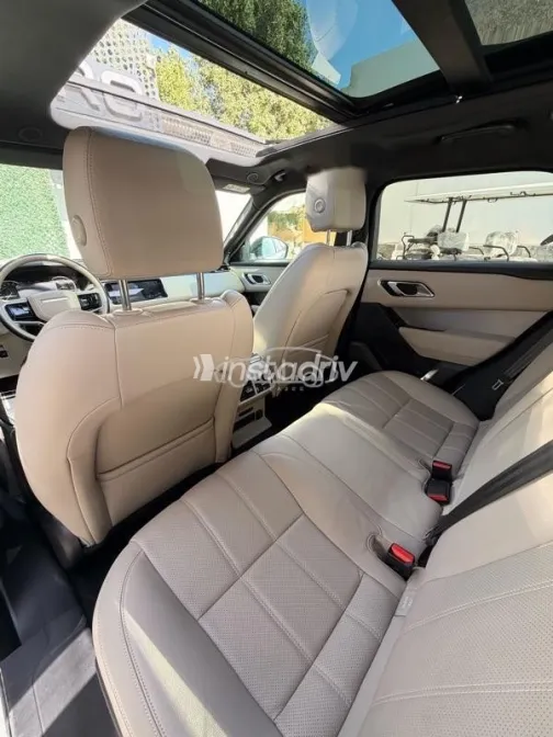Land Rover Velar 2023 White Used for Sale - 5