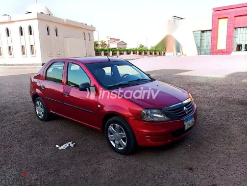Renault Logan 2013 Red Used for Sale - 1