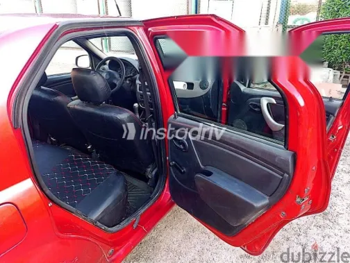 Renault Logan 2013 Red Used for Sale - 7