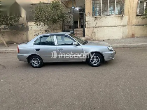 Hyundai Verna 2014 Gray Used for Sale - 3