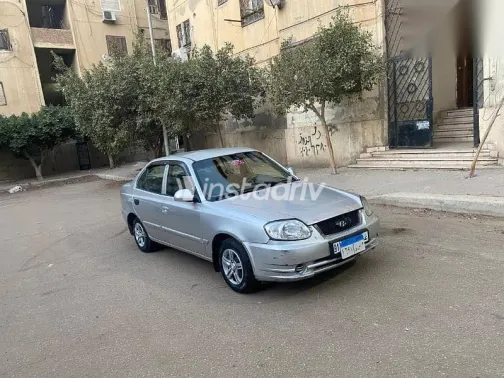 Hyundai Verna 2014 Gray Used for Sale - 6