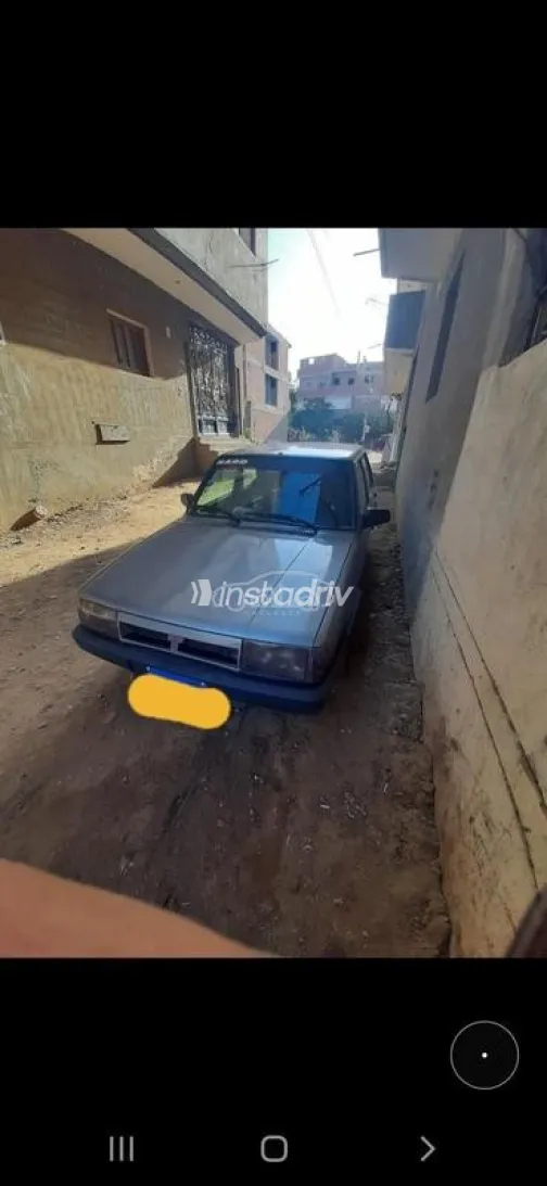 فيات شاهين 1994 فضي مستعملة للبيع - 2