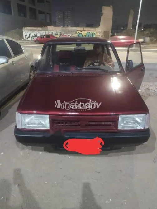 فيات شاهين 2001 أحمر غامق مستعملة للبيع - 3