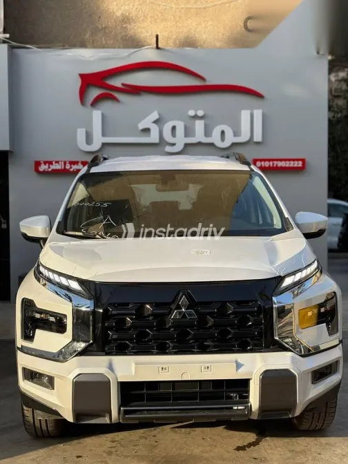 ميتسوبيشي اكسباندر 2026 أبيض جديدة للبيع - 1