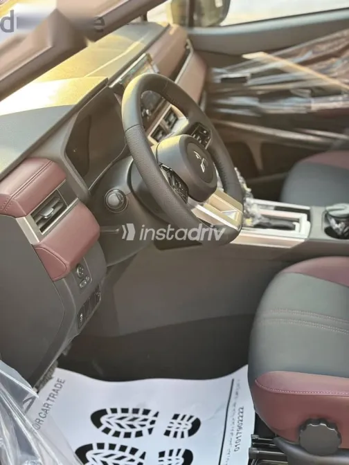 ميتسوبيشي اكسباندر 2026 أبيض جديدة للبيع - 8