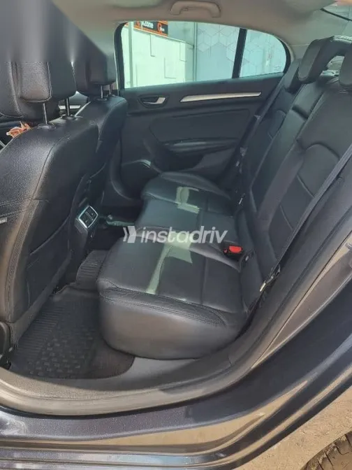 Renault Megane 2022 Gray Used for Sale - 3