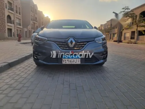 Renault Megane 2022 Gray Used for Sale - 6