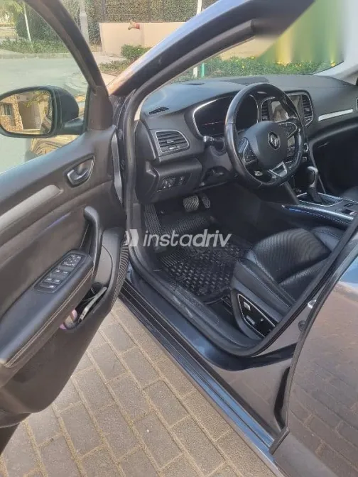 Renault Megane 2022 Gray Used for Sale - 9