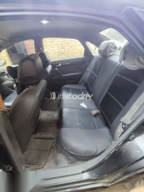 شيفروليه أوبترا 2010 أسود مستعملة للبيع - 6