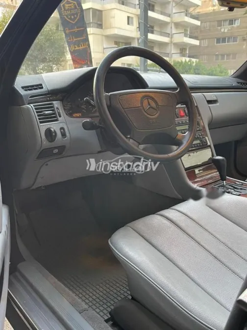 Mercedes A 200 1996 Dark Blue Used for Sale - 4