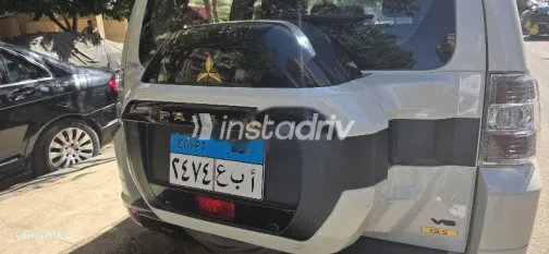 ميتسوبيشي باجيرو 2022 أبيض مستعملة للبيع - 5