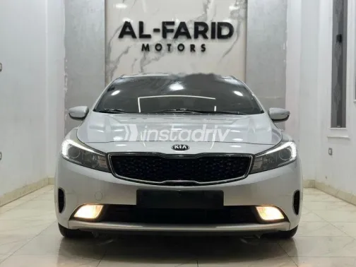 كيا K3 2016 فضي مستعملة للبيع - 2