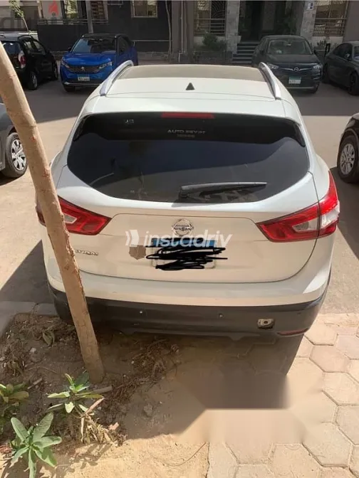 نيسان قشقاي 2017 أبيض مستعملة للبيع - 5