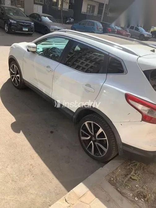 نيسان قشقاي 2017 أبيض مستعملة للبيع - 6