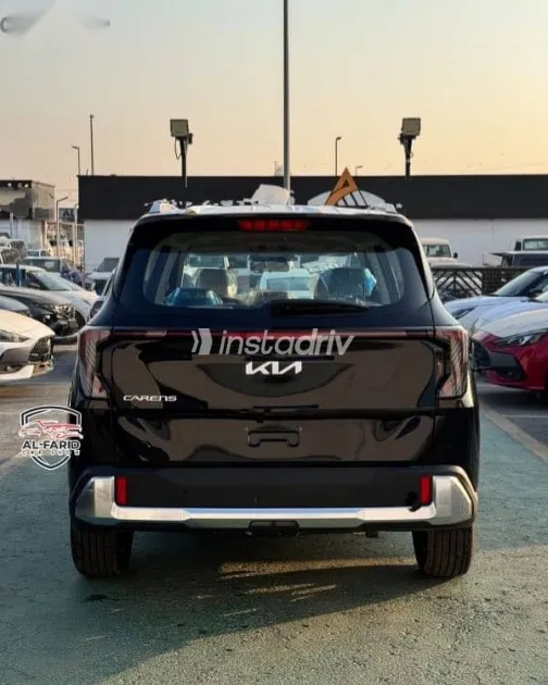 كيا كارينز 2026 أسود جديدة للبيع - 5