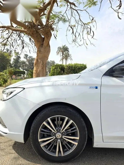 ام جى 5 2021 أبيض مستعملة للبيع - 5