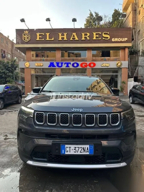 جيب كومباس 2025 رمادي جديدة للبيع - 4