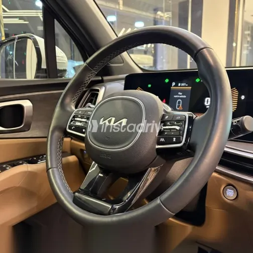 Kia Sorento 2024 White Used for Sale - 4