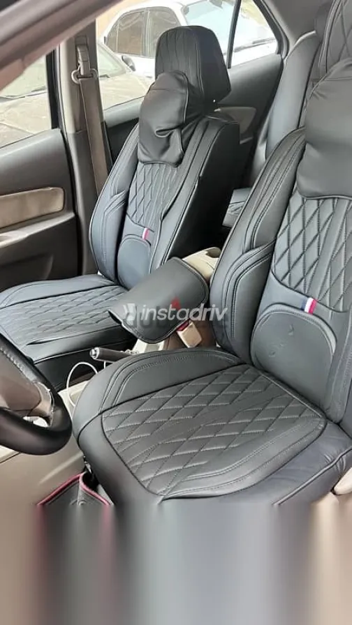 Toyota Yaris 2009 Black Used for Sale - 3