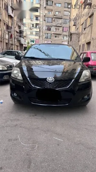تويوتا ياريس 2009 أسود مستعملة للبيع