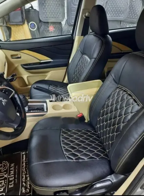 Mitsubishi Xpander 2024 Silver Used for Sale - 4