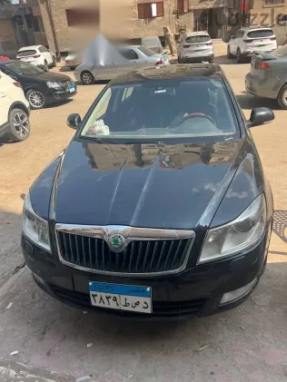 سكودا اوكتافيا 2011 أسود مستعملة للبيع