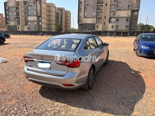 MG 5 2022 Silver Used for Sale - 4