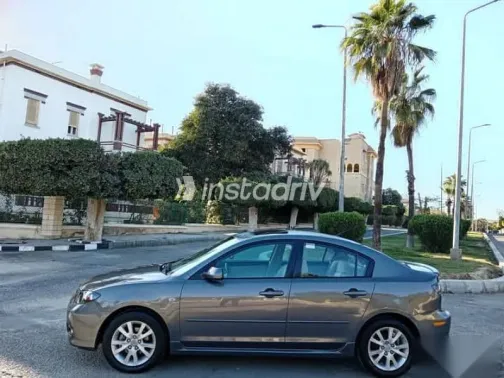 مازدا 3 2007 رمادي مستعملة للبيع - 2