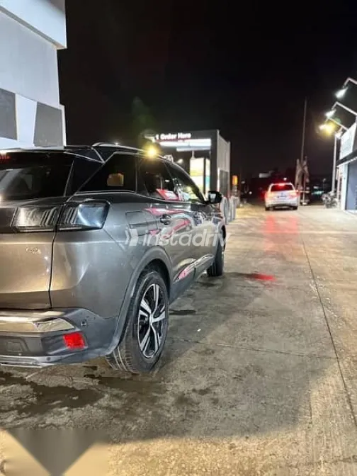 Peugeot 3008 2022 Gray Used for Sale - 2