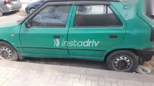 سكودا فيليشيا 1995 أخضر مستعملة للبيع - 1