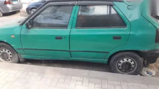 سكودا فيليشيا 1995 أخضر مستعملة للبيع