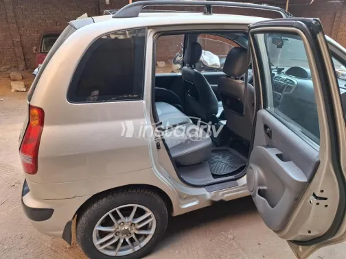 هيونداي ماتريكس 2007 برونزي مستعملة للبيع - 4